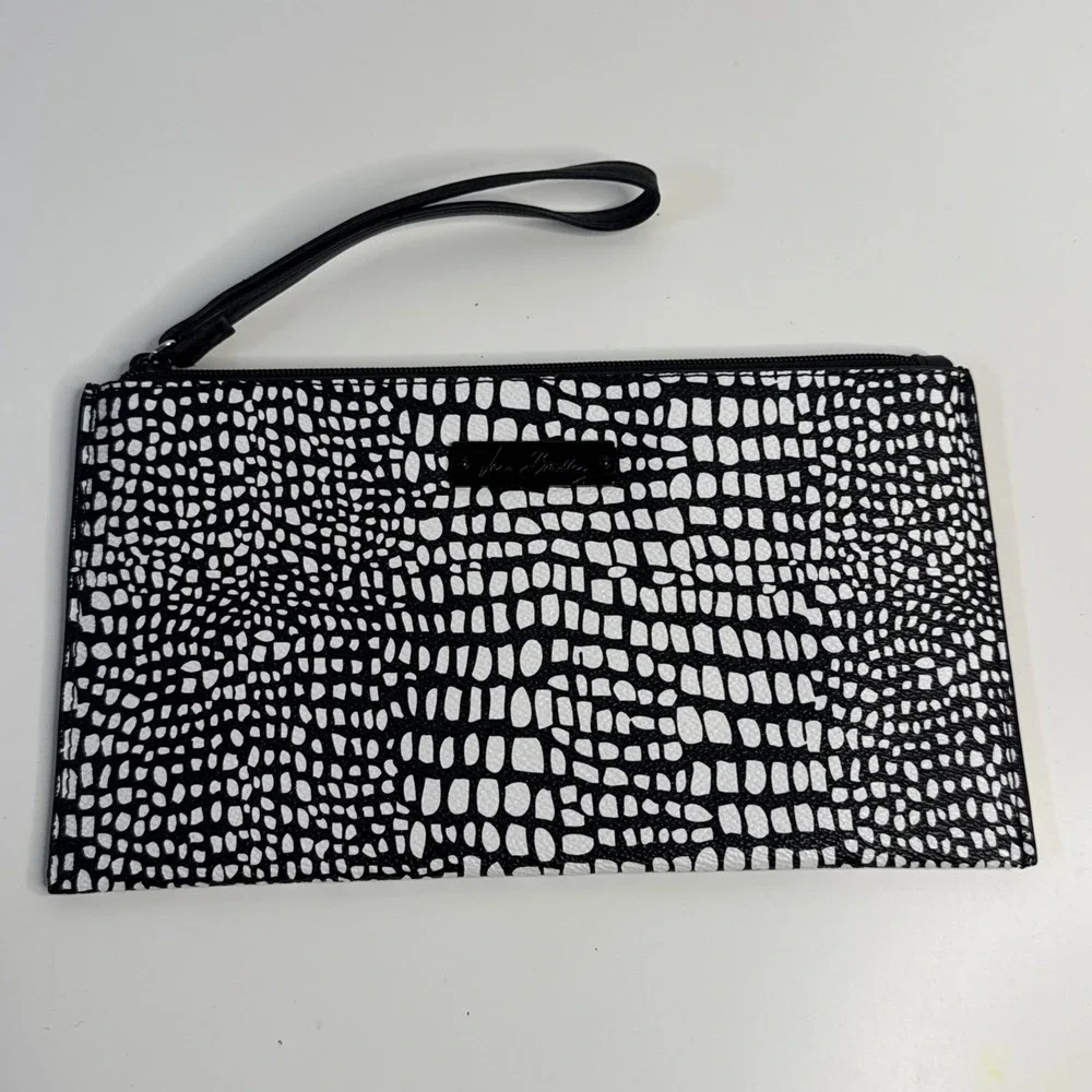 Vera Bradley Midnight Snakeskin Faux Leather Wristlet Clutch Bag 9x5